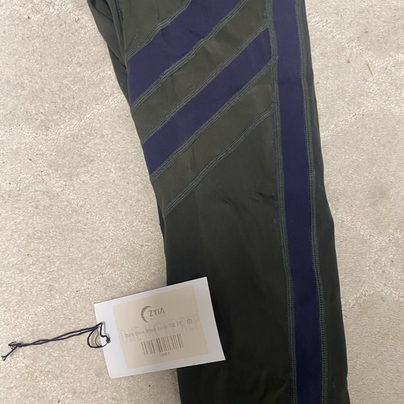 ZYIA Dark Olive Mesh Luxe - Picture 2 of 2